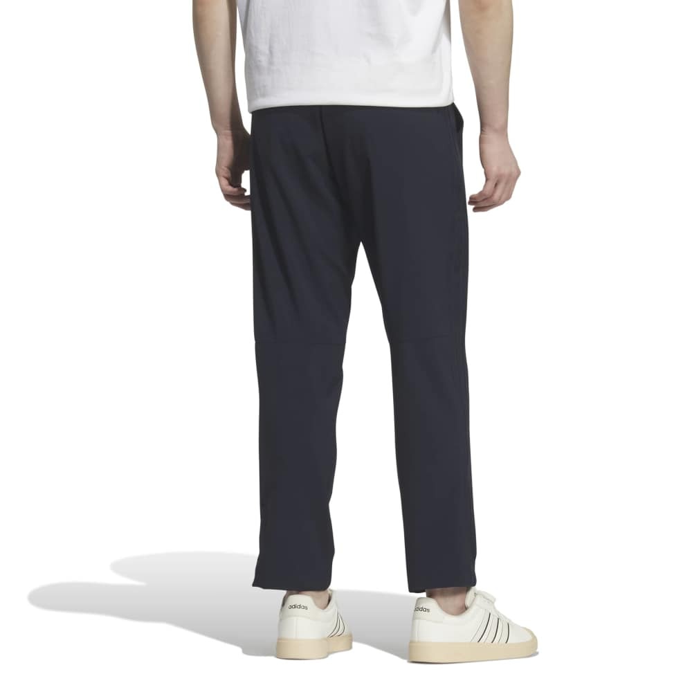 アディダス（adidas）（メンズ）軽パン ストレッチコミューターレギュラーテーパードパンツ SU484-KV4698