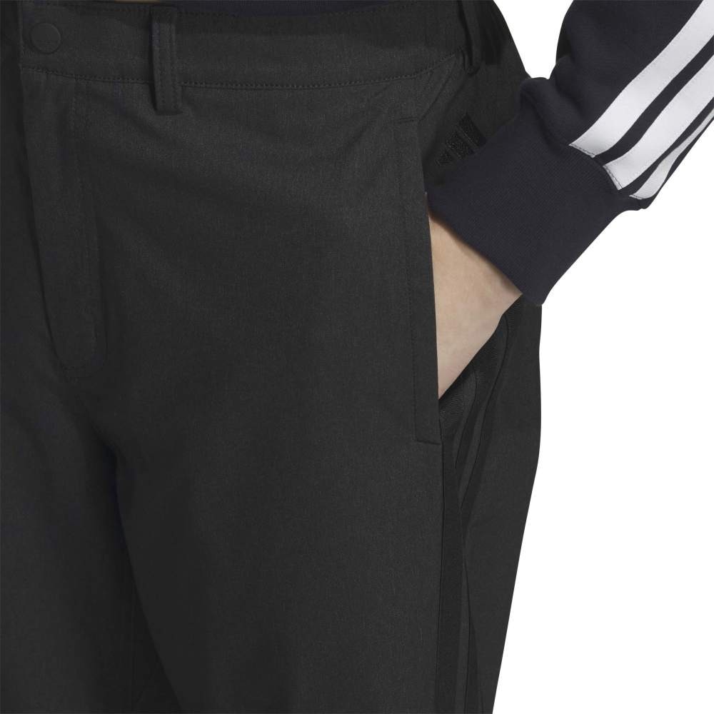 アディダス（adidas）（メンズ）ライト ストレッチ デニム レギュラーフィット テーパードレッグ パンツ VX987-KQ6913