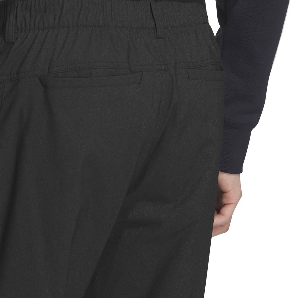 アディダス（adidas）（メンズ）ライト ストレッチ デニム レギュラーフィット テーパードレッグ パンツ VX987-KQ6913