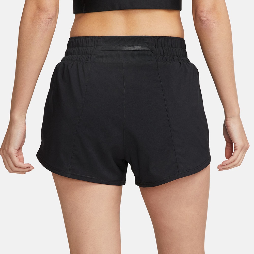 ナイキ（NIKE）（レディース）ドライフィット ワン ミッドライズ 8cm ショートパンツ インナー付き DX6011-010 スポーツウェア