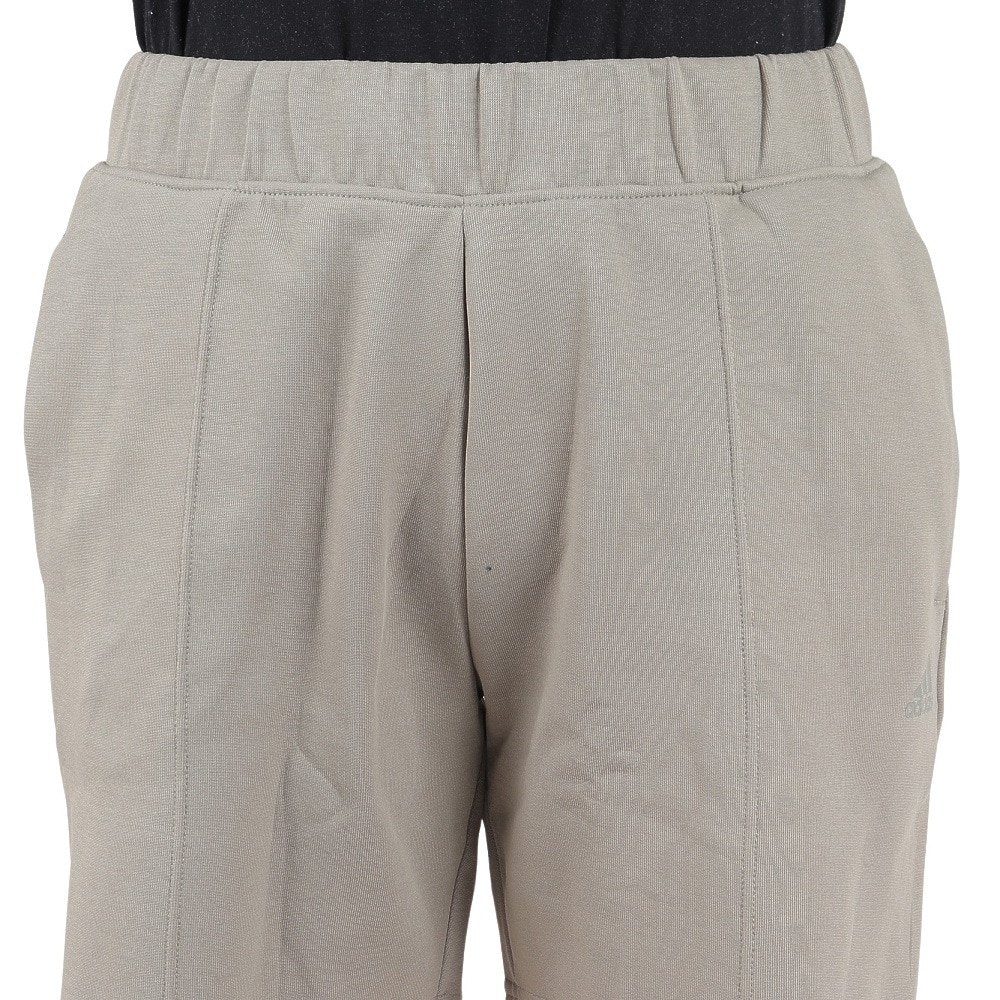 アディダス（adidas）（レディース）シーズナル スポーツウェア ルーズフィット ニット ピンタックショーツ DRK65-HY4617