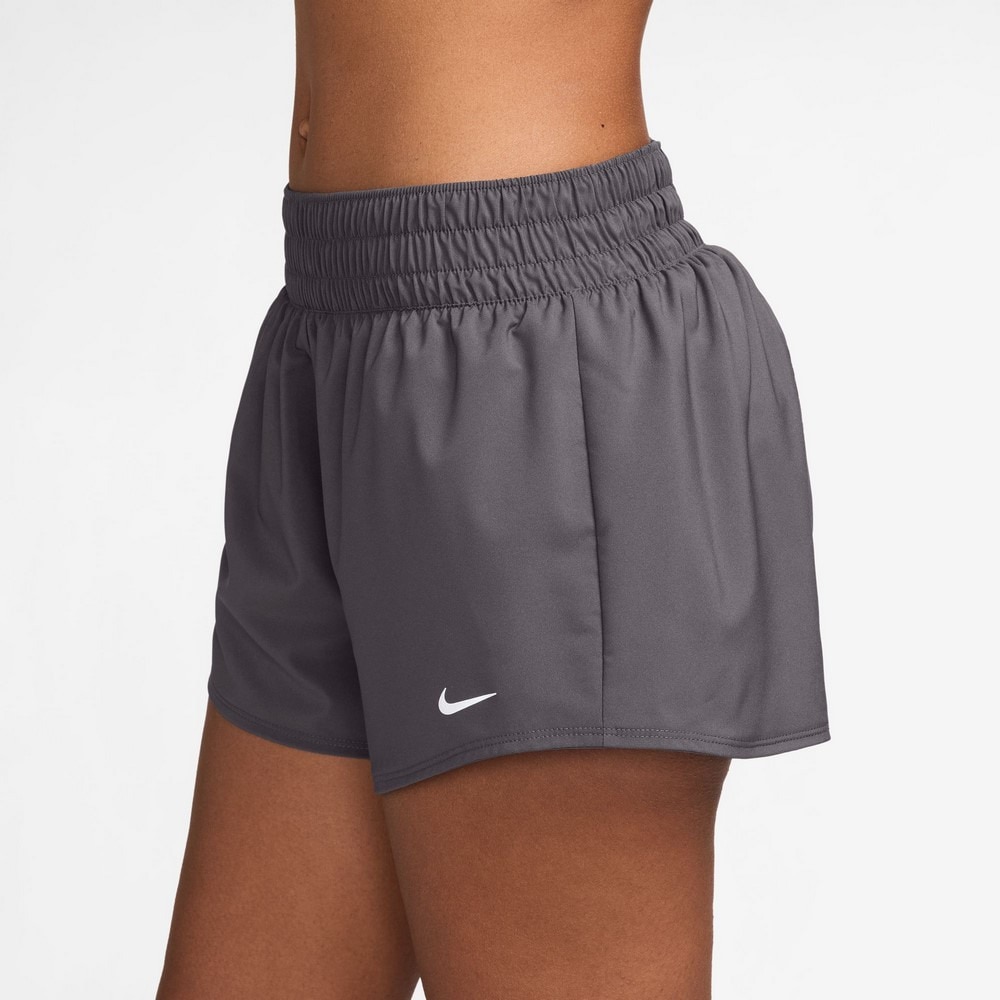 ナイキ（NIKE）（レディース）ドライフィット ワン ミッドライズ 8cm ショートパンツ インナー付き DX6011-036