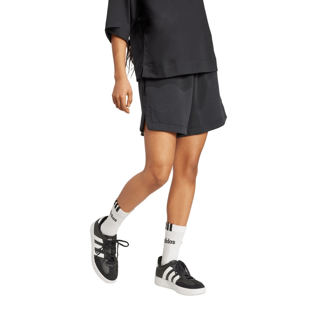 アディダス（adidas）（レディース）ソフト ラックス ルーズ ショーツ KLH86-JM3751