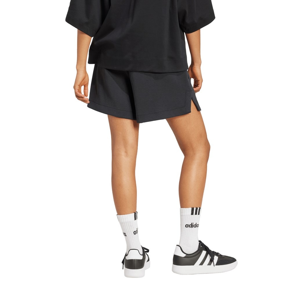 アディダス（adidas）（レディース）ソフト ラックス ルーズ ショーツ KLH86-JM3751