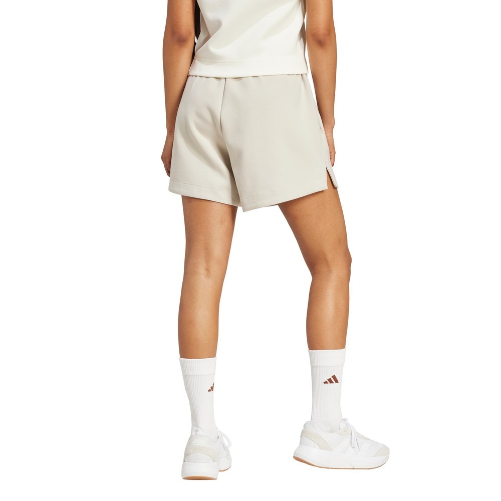 アディダス（adidas）（レディース）ソフト ラックス ルーズ ショーツ KLH86-JV9877