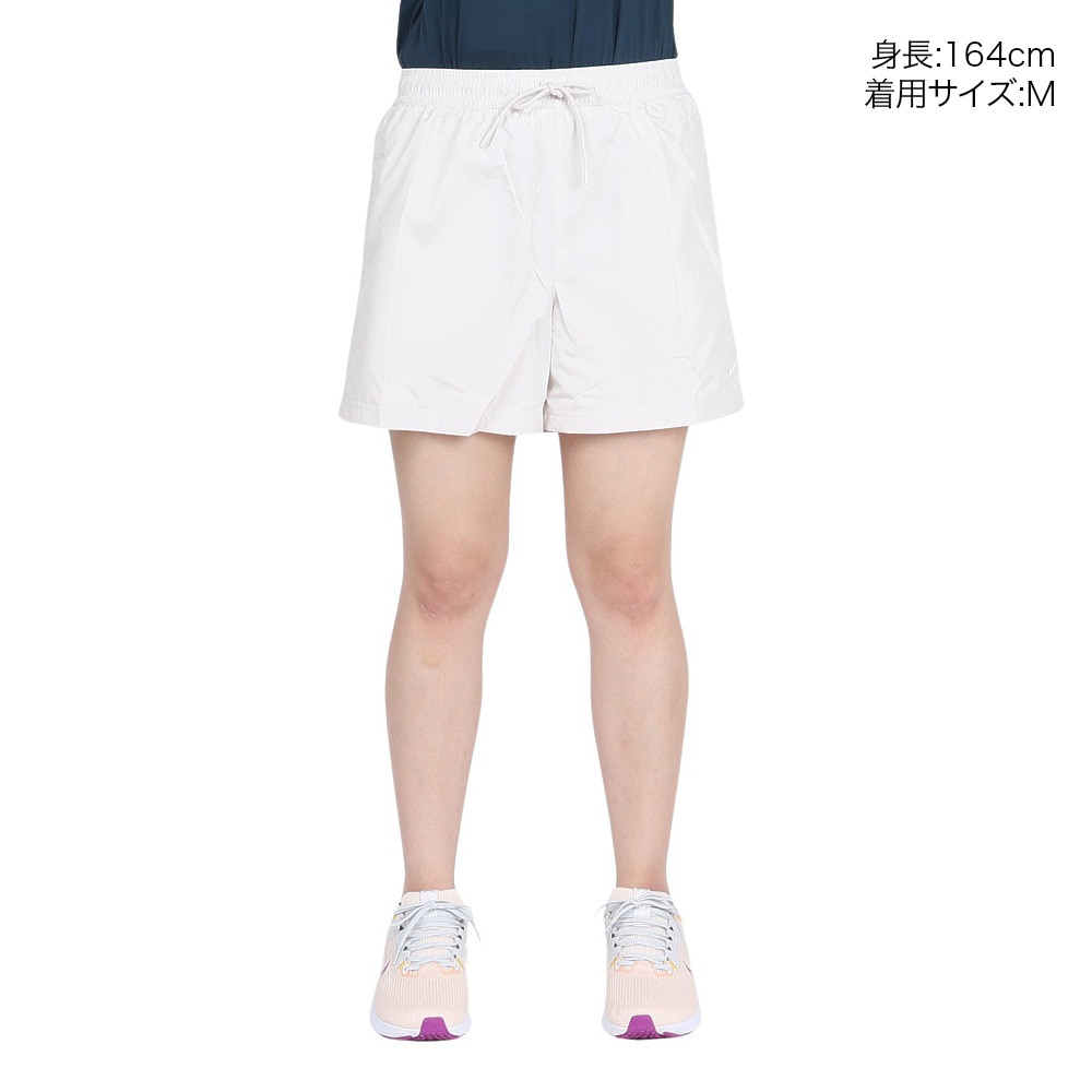 ナイキ（NIKE）（レディース）NSW MR エッセンシャル ウーブン パンツ FV7558-104