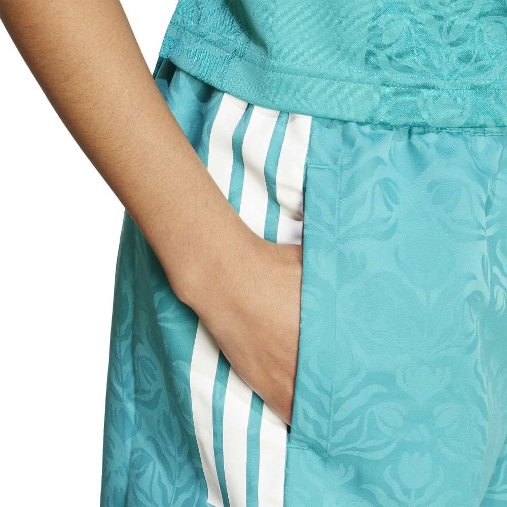 アディダス（adidas）（レディース）ティロ コモンゴール ウーブンショーツ KKP07-JL9208