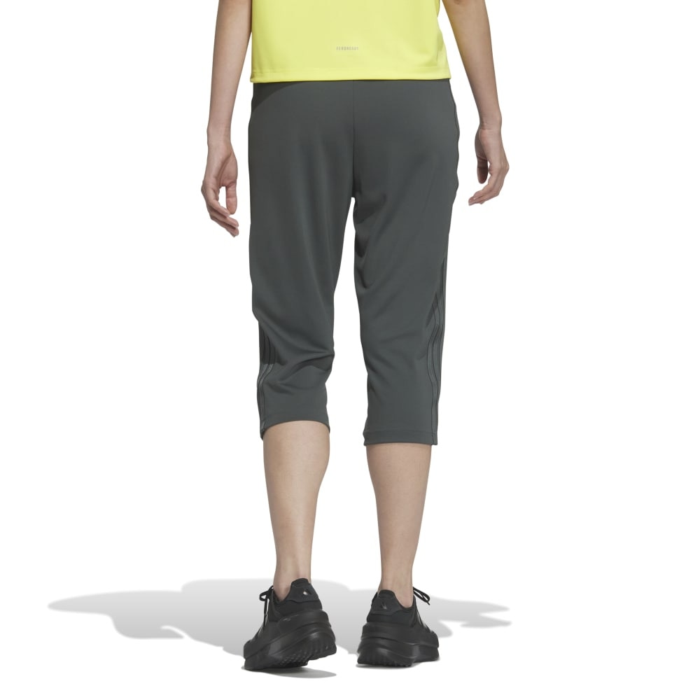 アディダス（adidas）（レディース）ニット Tero 3/4 パンツ KQD88-JP0026