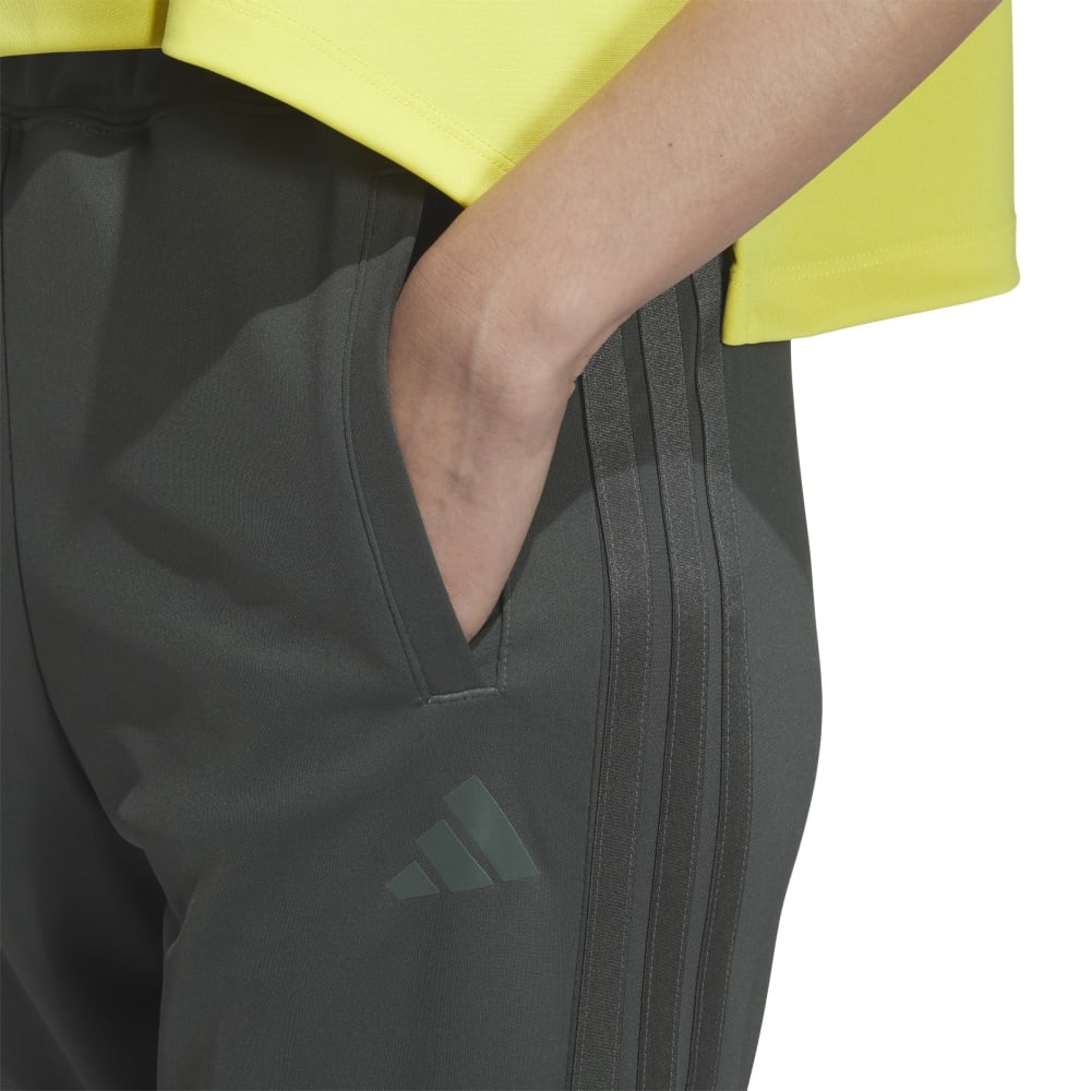 アディダス（adidas）（レディース）ニット Tero 3/4 パンツ KQD88-JP0026