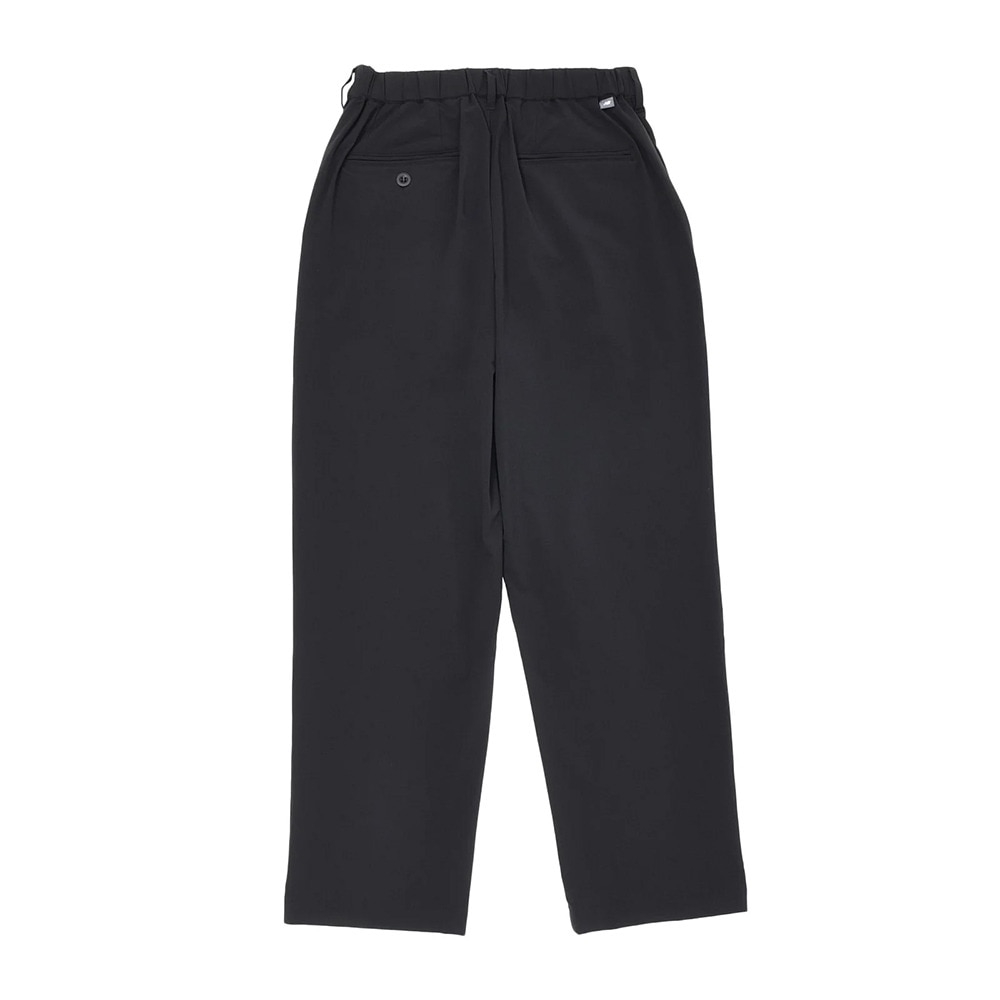 ニューバランス（new balance）（レディース）Boylston リップストップ テーパードパンツ AWP43537BK