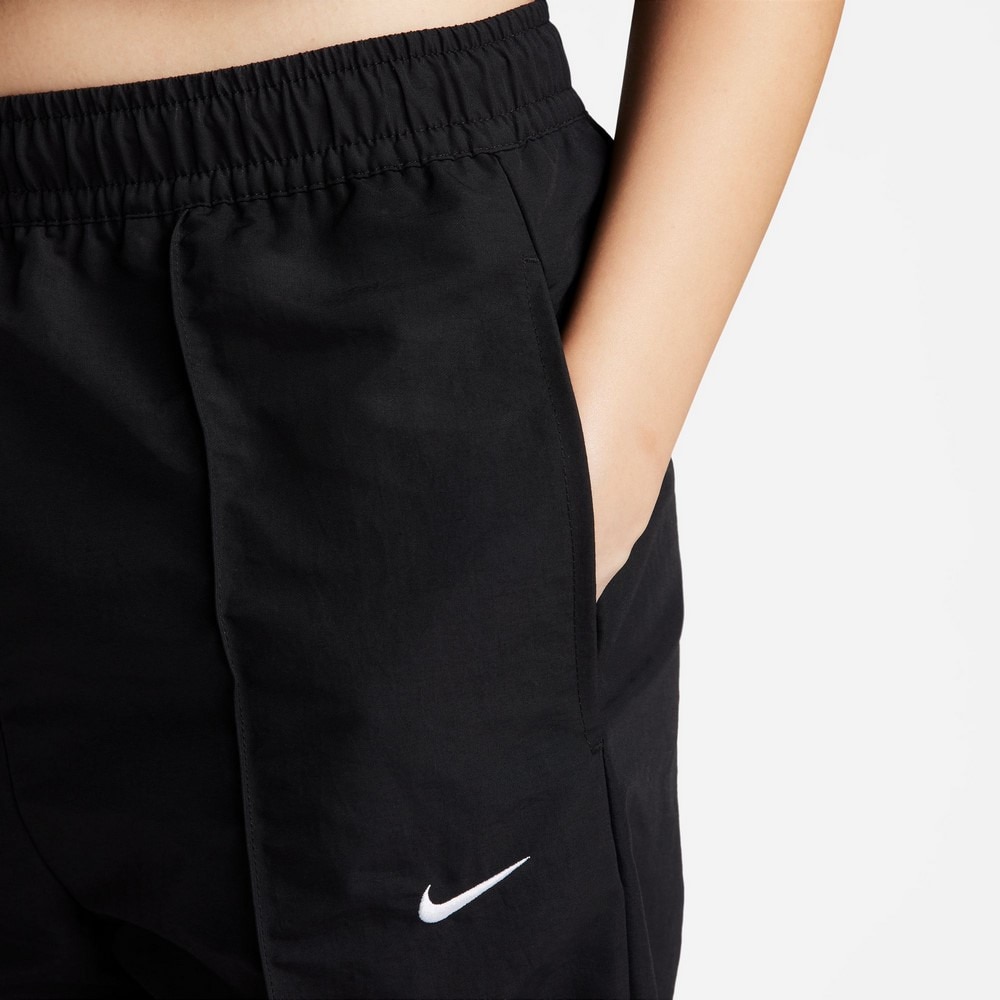 ナイキ（NIKE）（レディース）エブリシング ウーブン ミッドライズ オープンヘム パンツ FQ3589-010