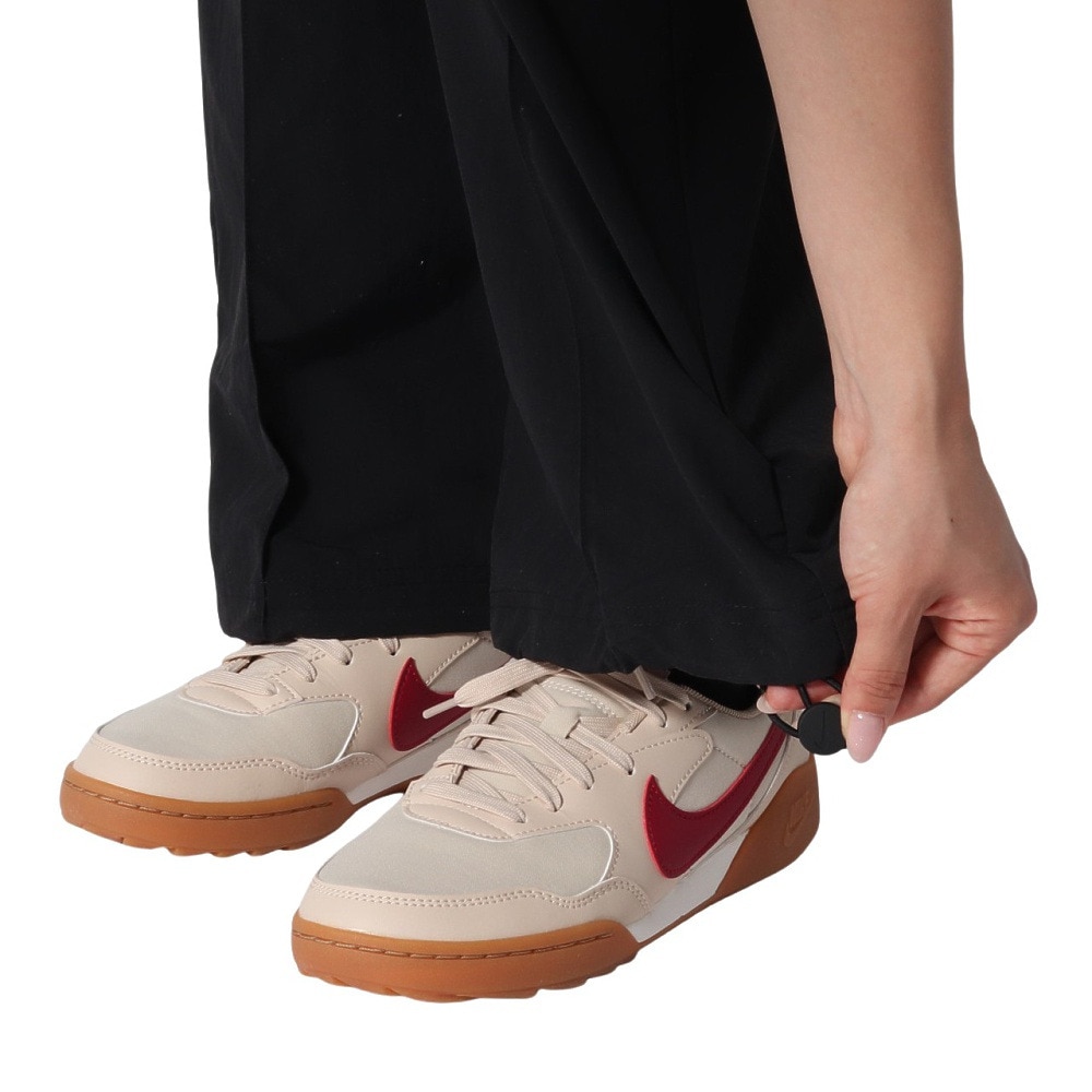 ナイキ（NIKE）（レディース）エブリシング ウーブン ミッドライズ オープンヘム パンツ FQ3589-010