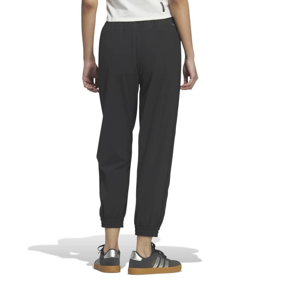 アディダス（adidas）（レディース）ストレッチ プレーンウィーブ レギュラーフィット テーパードレッグ カフドヘム パンツ C2948-KQ9263