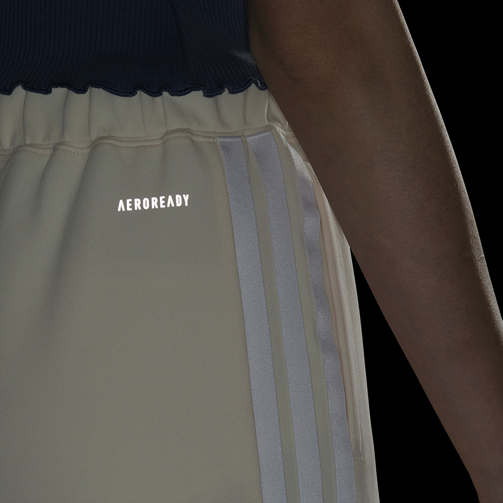 アディダス（adidas）（レディース）スリーストライプス ダブルニット Iライン スカート KRC75-JL5109