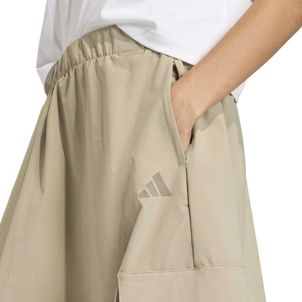 アディダス（adidas）（レディース）シティ テック スカート DB719-KE6084