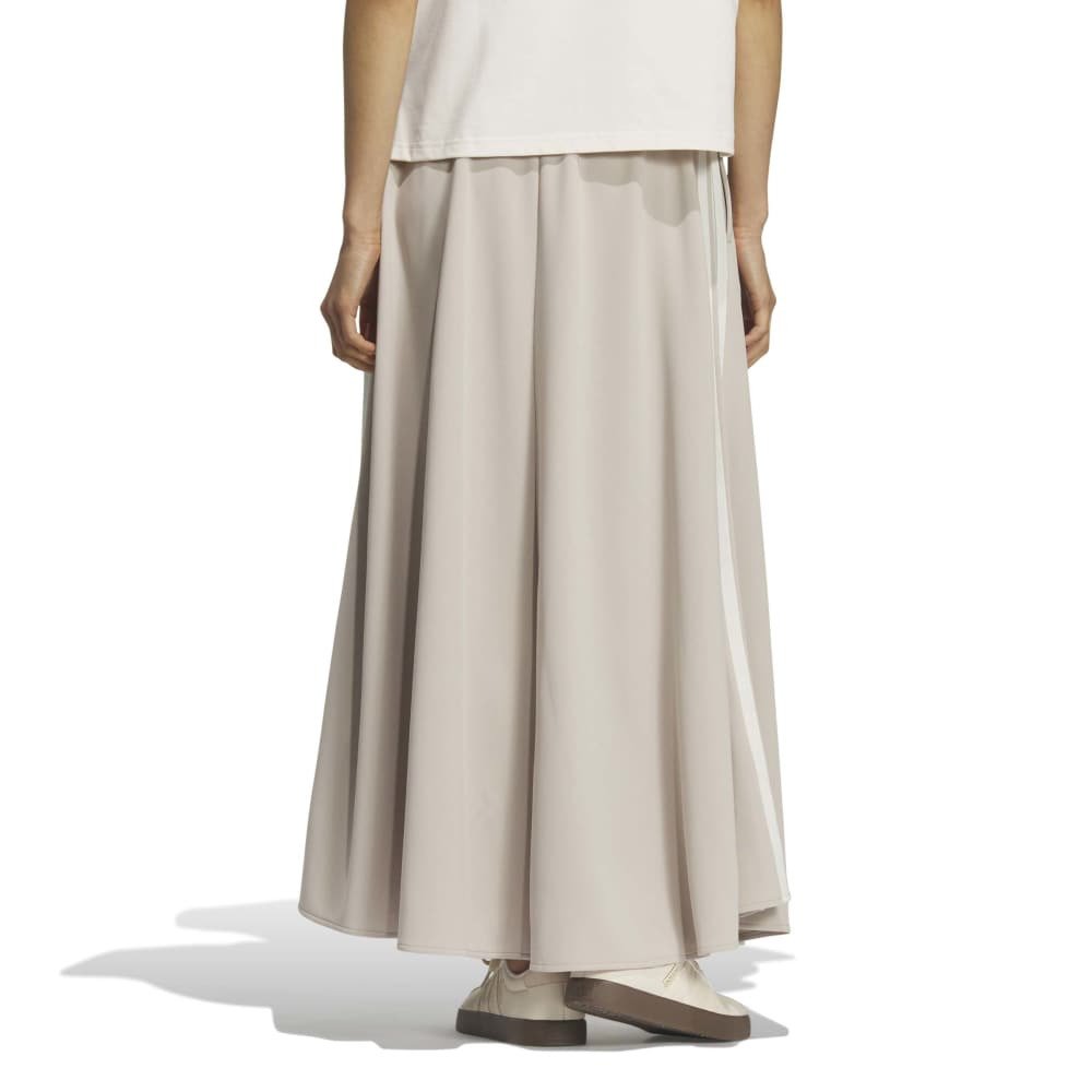 アディダス（adidas）（レディース）スリーストライプス KN スカート SH903-KF6144