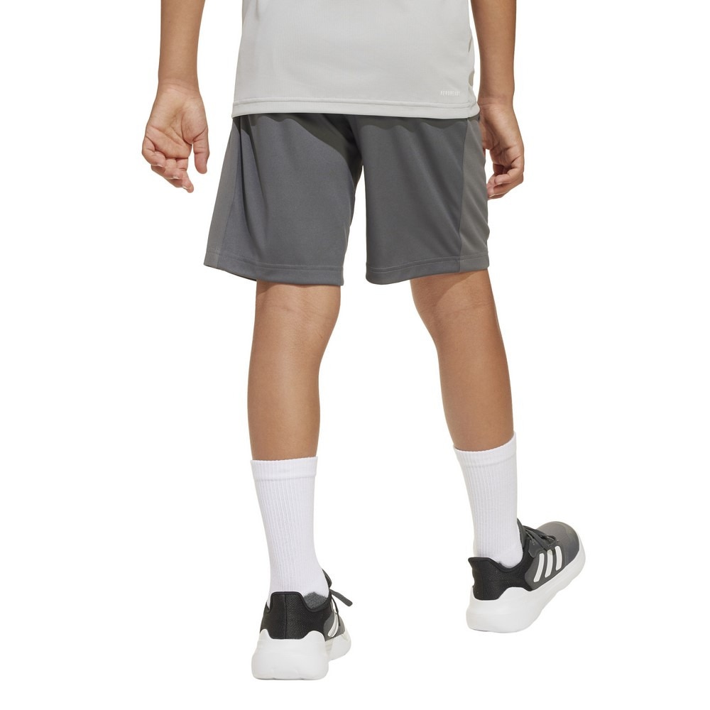 アディダス（adidas）（キッズ）ジュニア トレイン エッセンシャルズ ロゴ レギュラーフィット ショーツ JTH39-JC7676