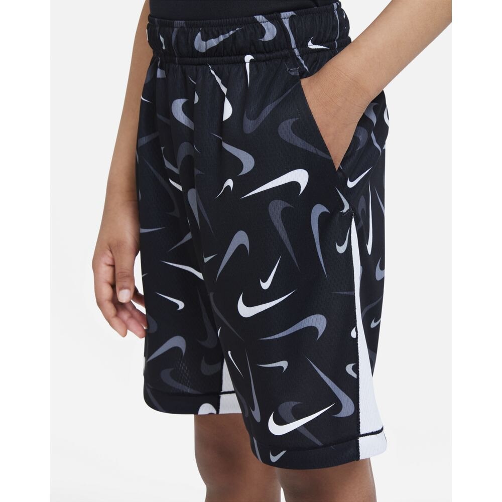 NIKE ナイキ　トレーニングショートパンツ