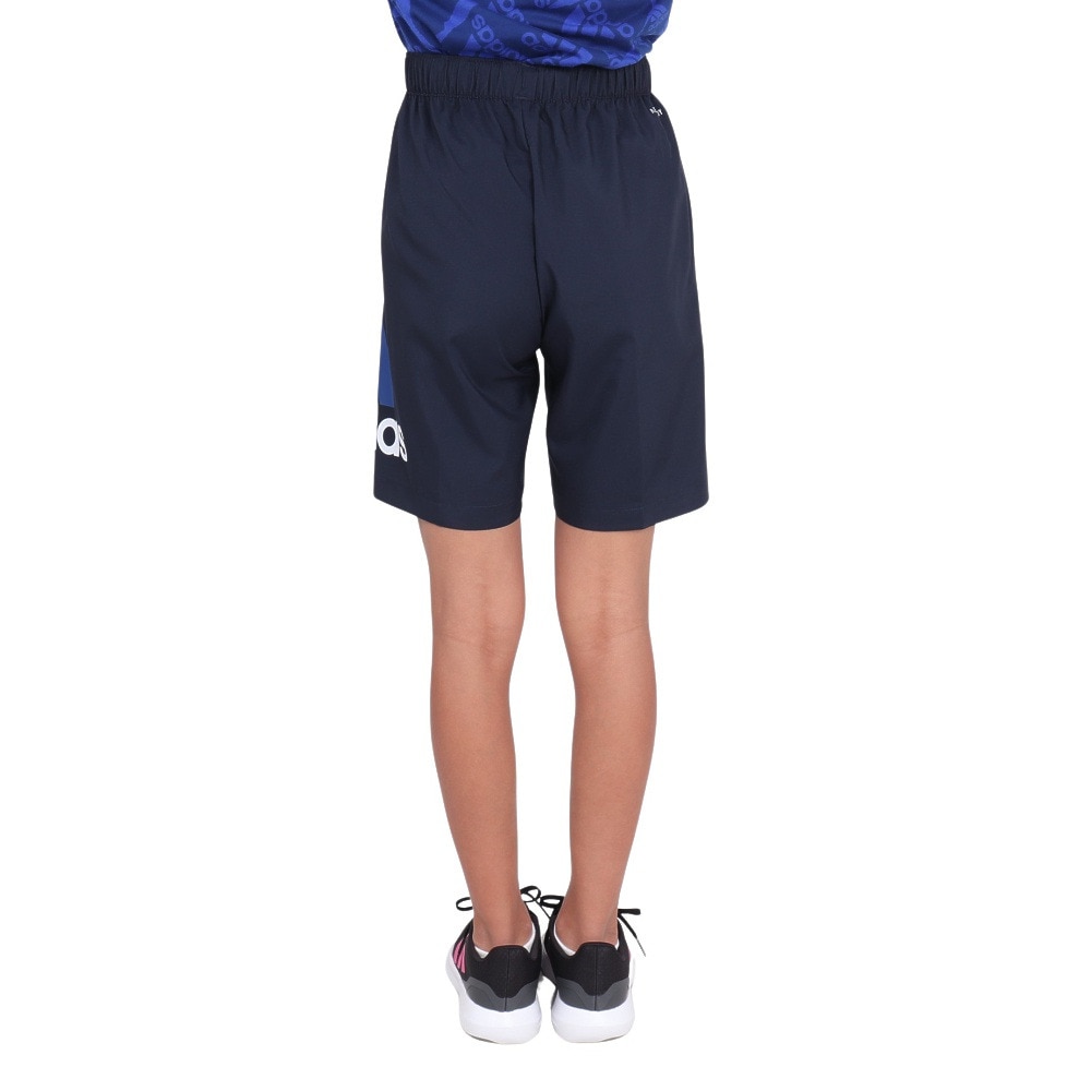 アディダス（adidas）（キッズ）パンツ　ハーフパンツ 吸湿性 ネイビー ルーズフィット 8インチ ウーブンショーツ キッズ JSY46-IS5188
