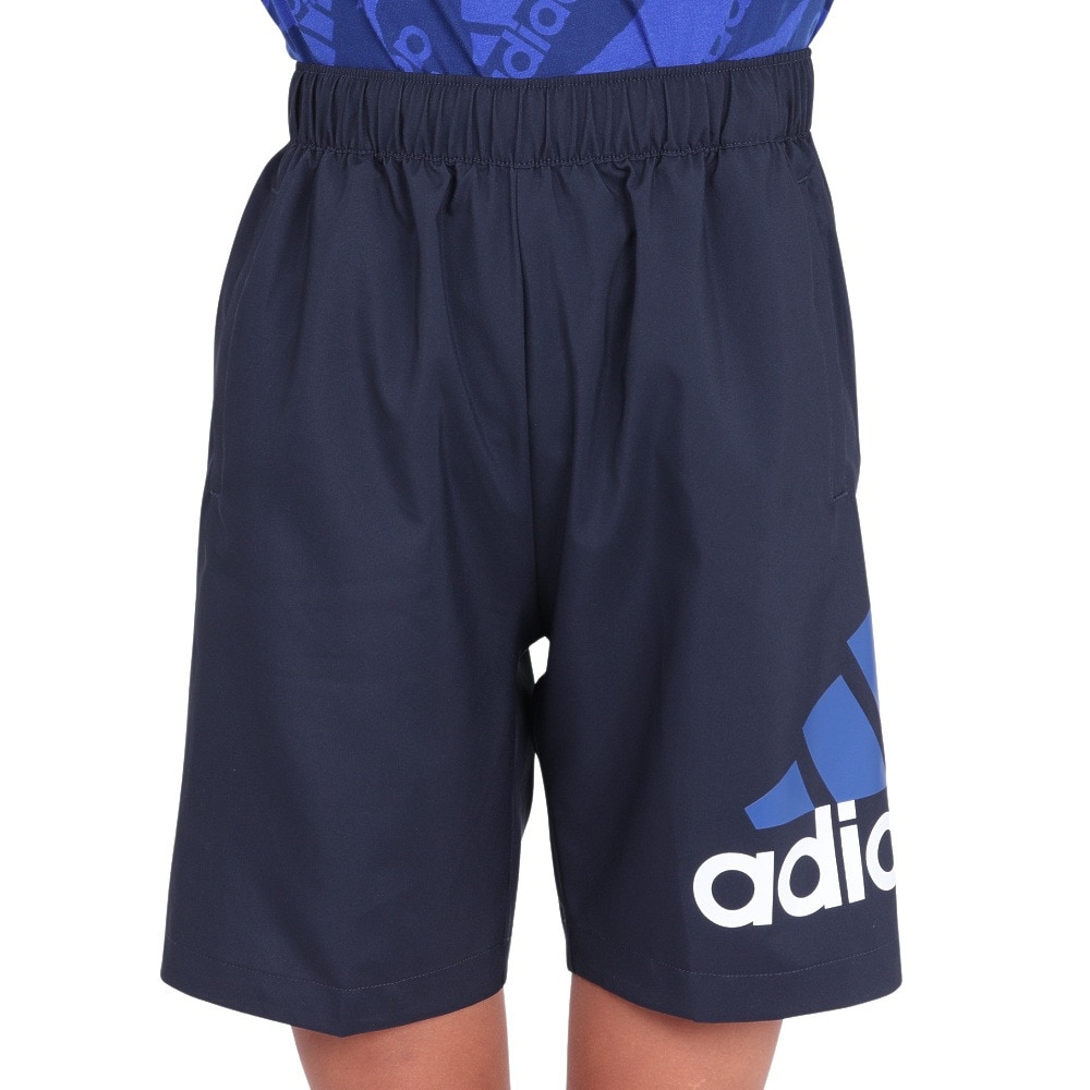 アディダス（adidas）（キッズ）パンツ　ハーフパンツ 吸湿性 ネイビー ルーズフィット 8インチ ウーブンショーツ キッズ JSY46-IS5188