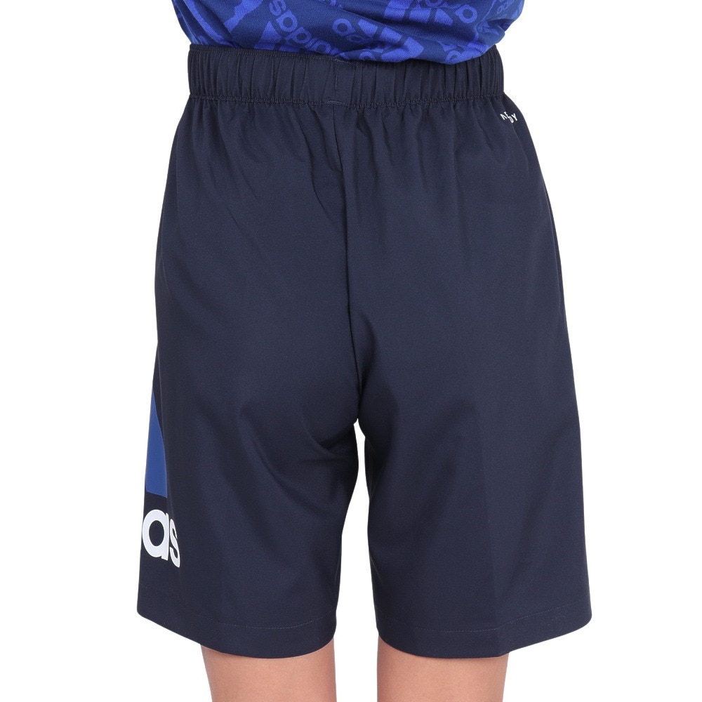 アディダス（adidas）（キッズ）パンツ　ハーフパンツ 吸湿性 ネイビー ルーズフィット 8インチ ウーブンショーツ キッズ JSY46-IS5188