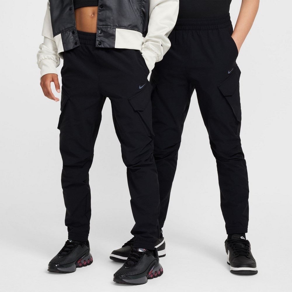 ナイキ（NIKE）（キッズ）ジュニア NSW シティ ユーティリティ カーゴ パンツ FZ4904-010
