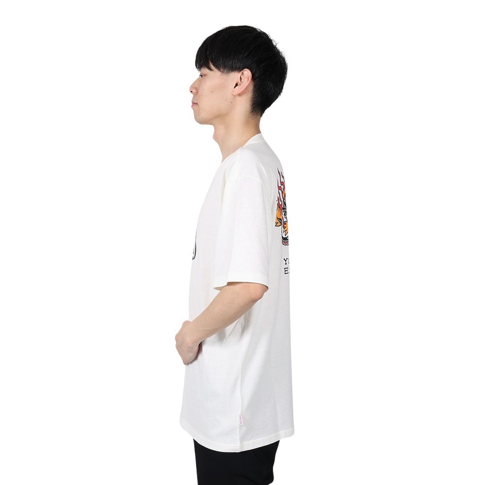 ボルコム（Volcom）（メンズ）TOKYO TRUE FEATURED ARTIST YUSUKE HAMAMOTO PIPER 半袖Tシャツ 24AF312401 OFW