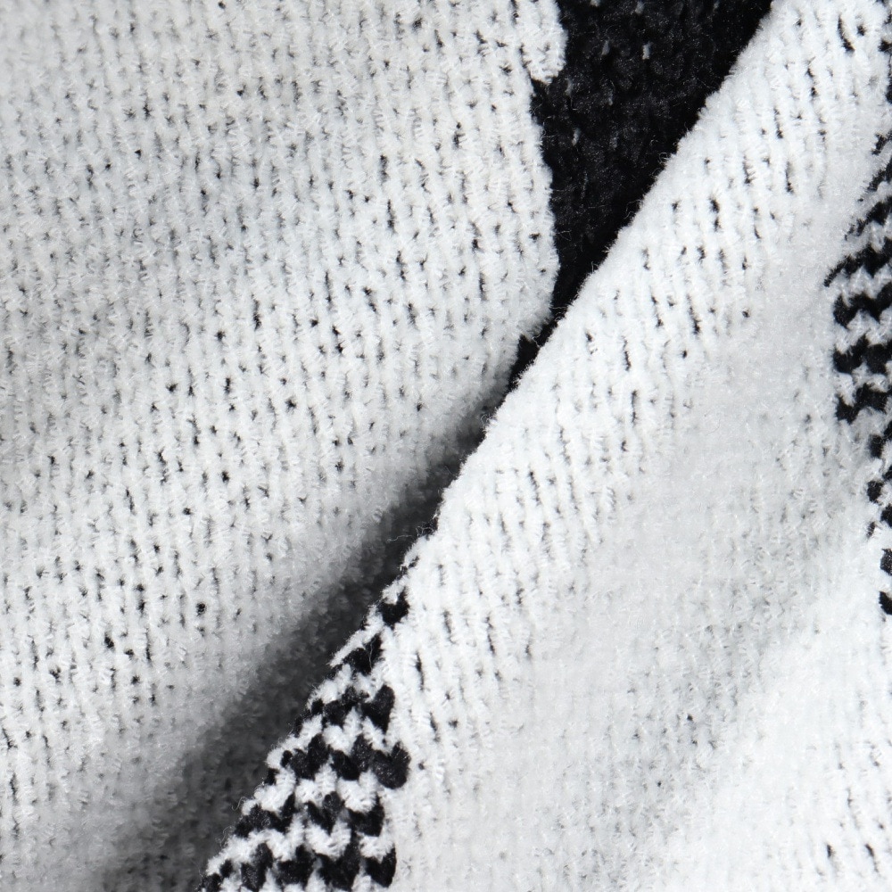 ニキータ（NIKITA）（レディース）MOLE YARN SWAYING セーター NCKT242010-BLK