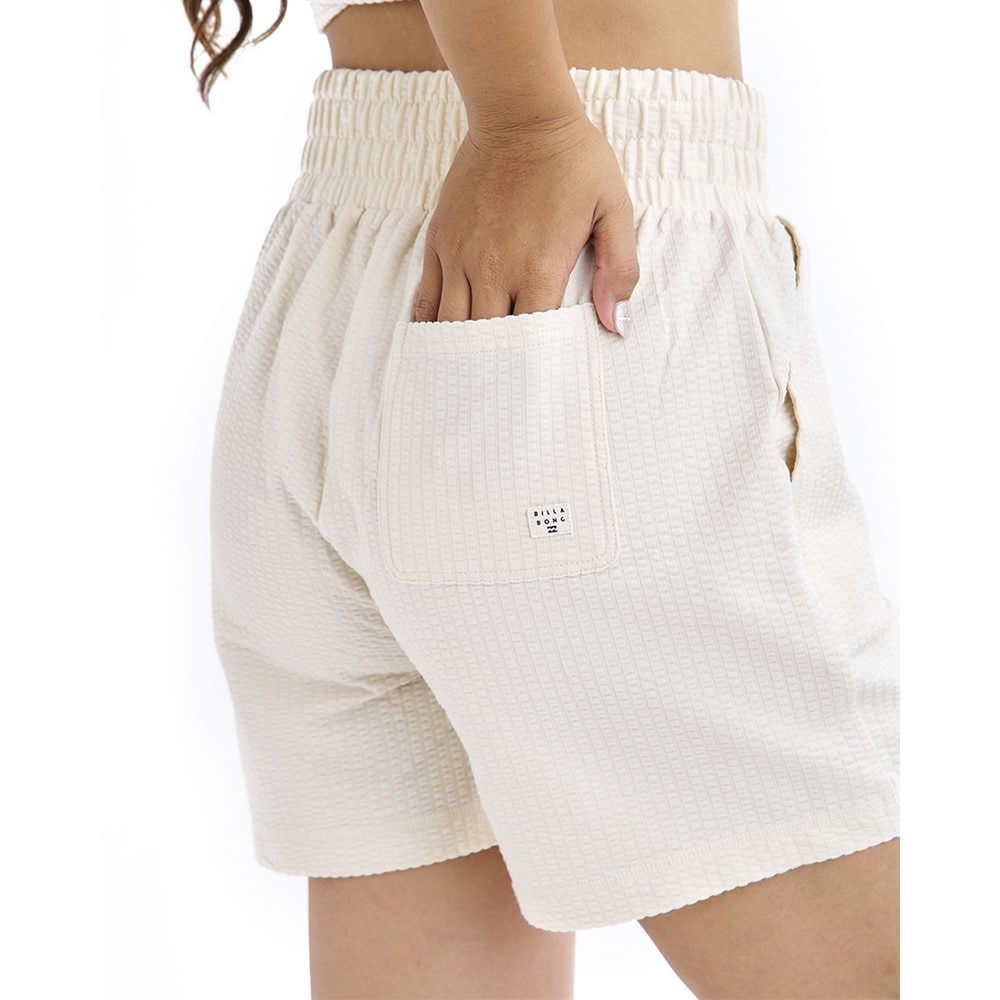 ビラボン（BILLABONG）（レディース）LIGHT SUCKER ショートパンツ BF01C603 WCP
