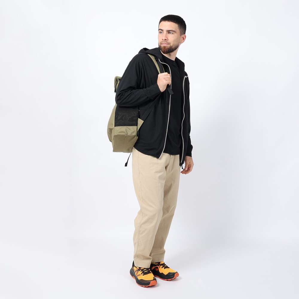 ニューバランス（new balance）（メンズ）ラッシュガード 長袖 パーカー フルジップ 速乾 UVカット 紫外線対策 MT1996 AMJ35007BK アウター