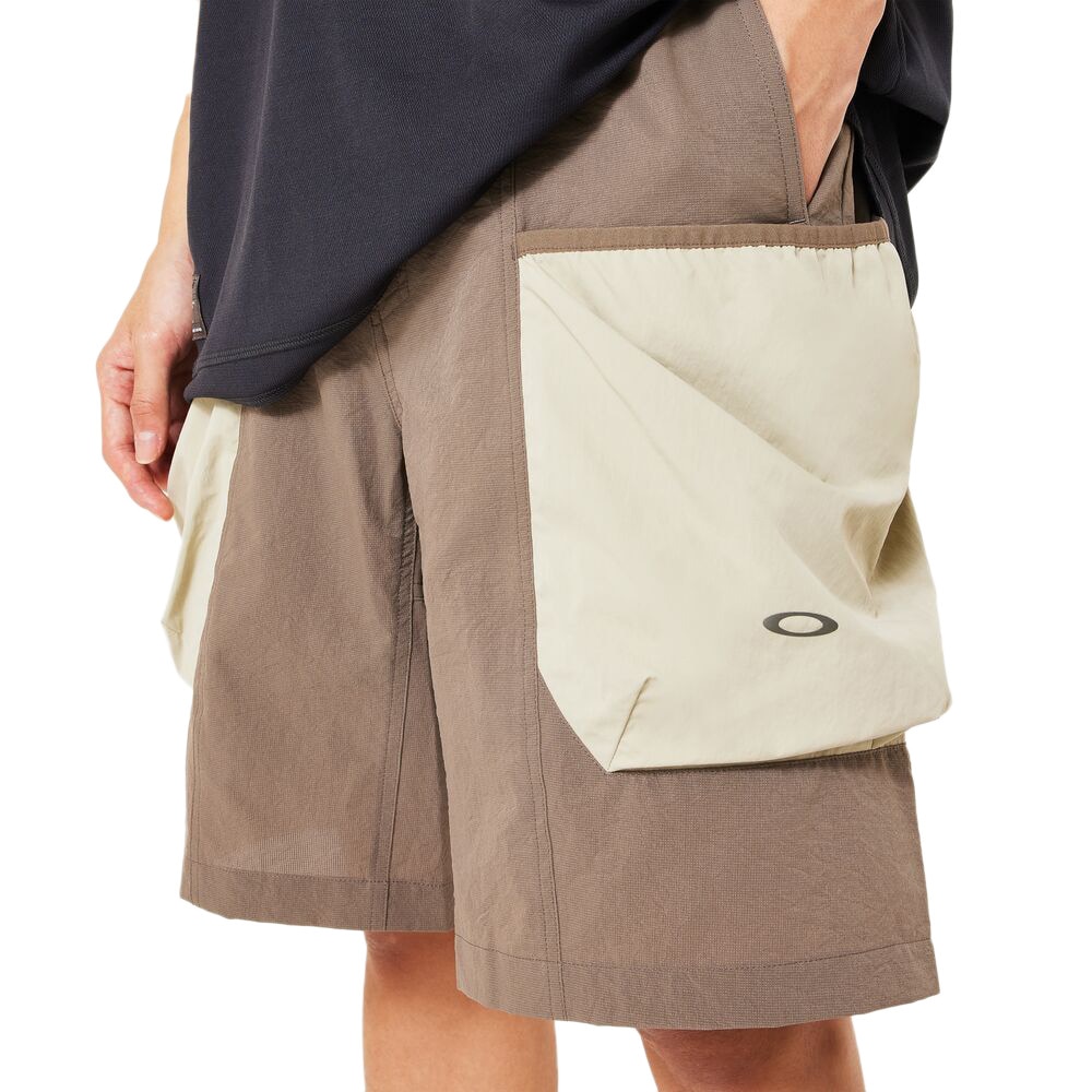 オークリー（OAKLEY）（メンズ）ショートパンツ FGL TOOL BOX ショーツ ハーフパンツ FOA407593-279 ブラウン 撥水 ストレッチ