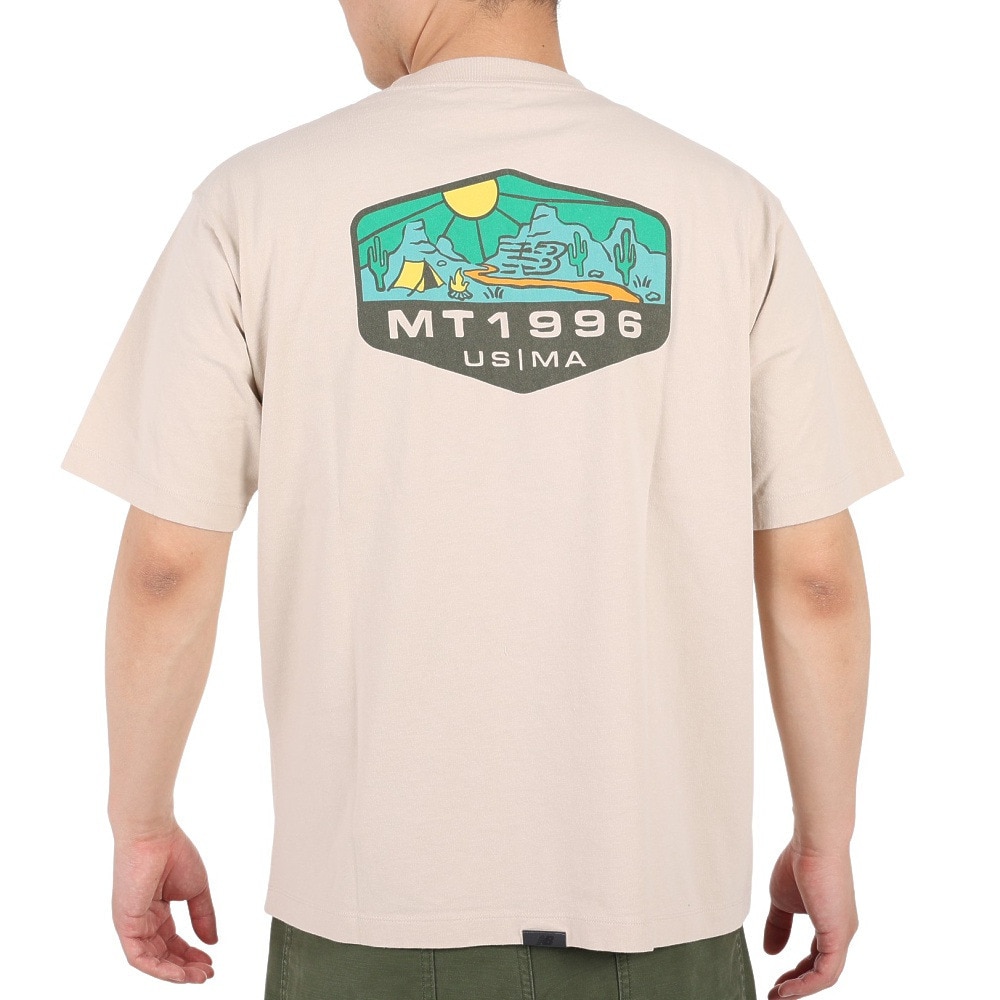 ニューバランス（new balance）（メンズ）半袖Tシャツ MT1996 バックグラフィックTシャツ AMT35018-TWF ベージュ