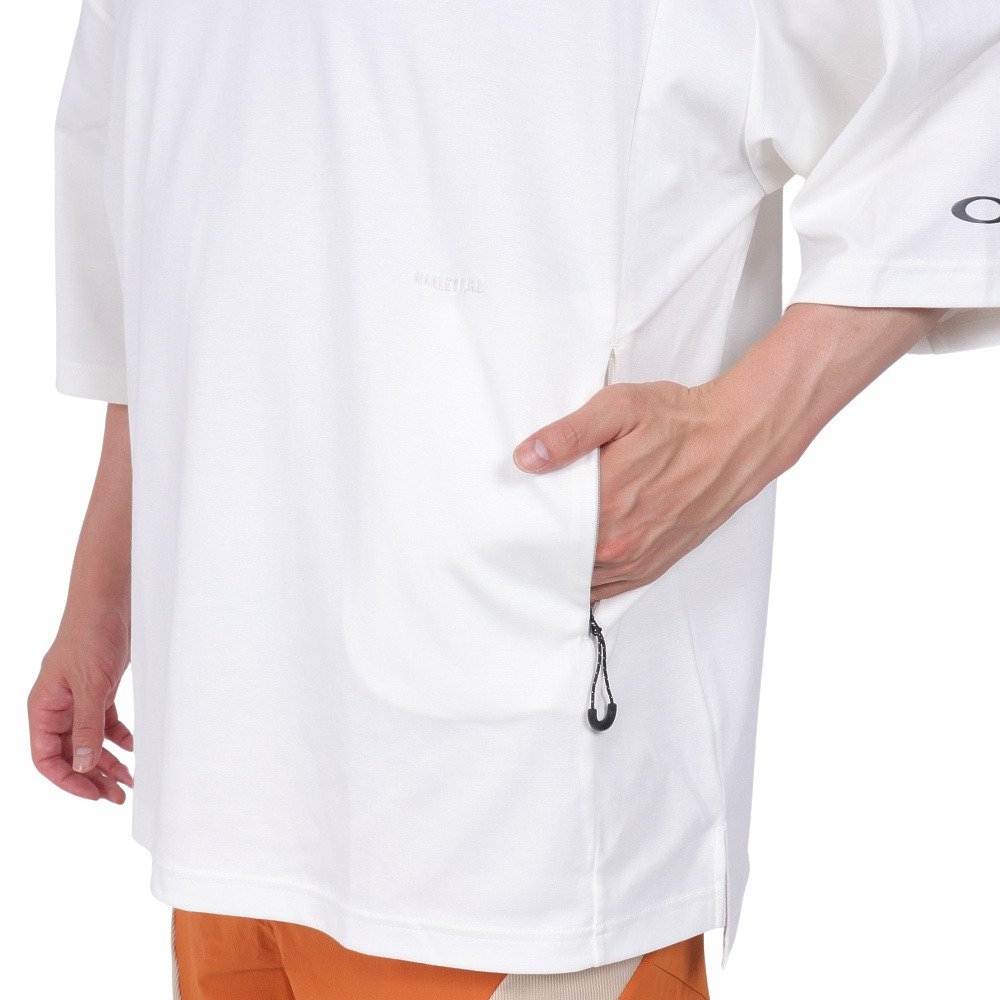 オークリー（OAKLEY）（メンズ）UPF50+ ポケット付 ストレッチ 半袖Tシャツ カットソー フォージーエル ユニオン FOA406370-33W ホワイト