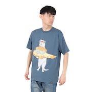 (メンズ)DOMDOM×GSC びたびたバターフィッシュ猫 半袖Tシャツ 341962 BLU ブルー