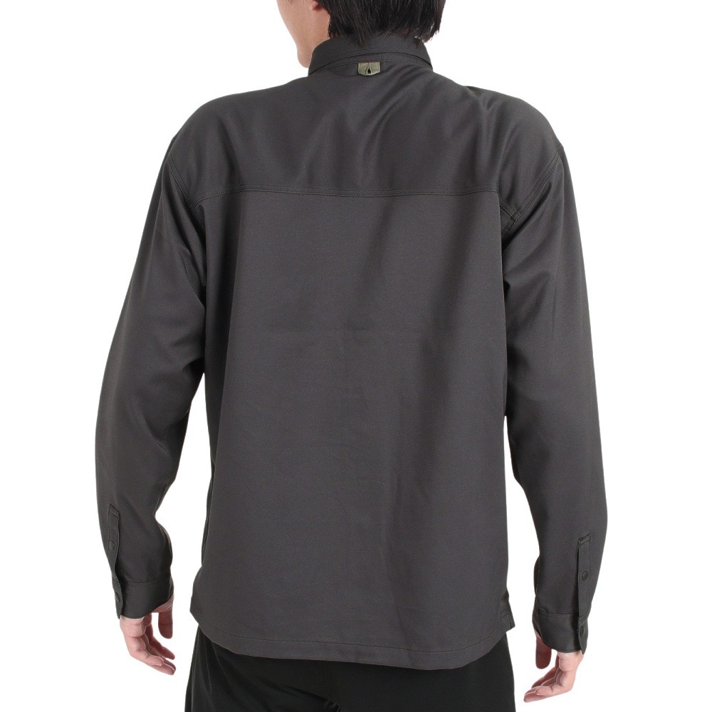ジャックウルフスキン（JackWolfskin）（メンズ）カジュアルシャツ 長袖シャツ JP ブッシュクラフト オーバーシャツ 5032421-6350 チャコールグレー