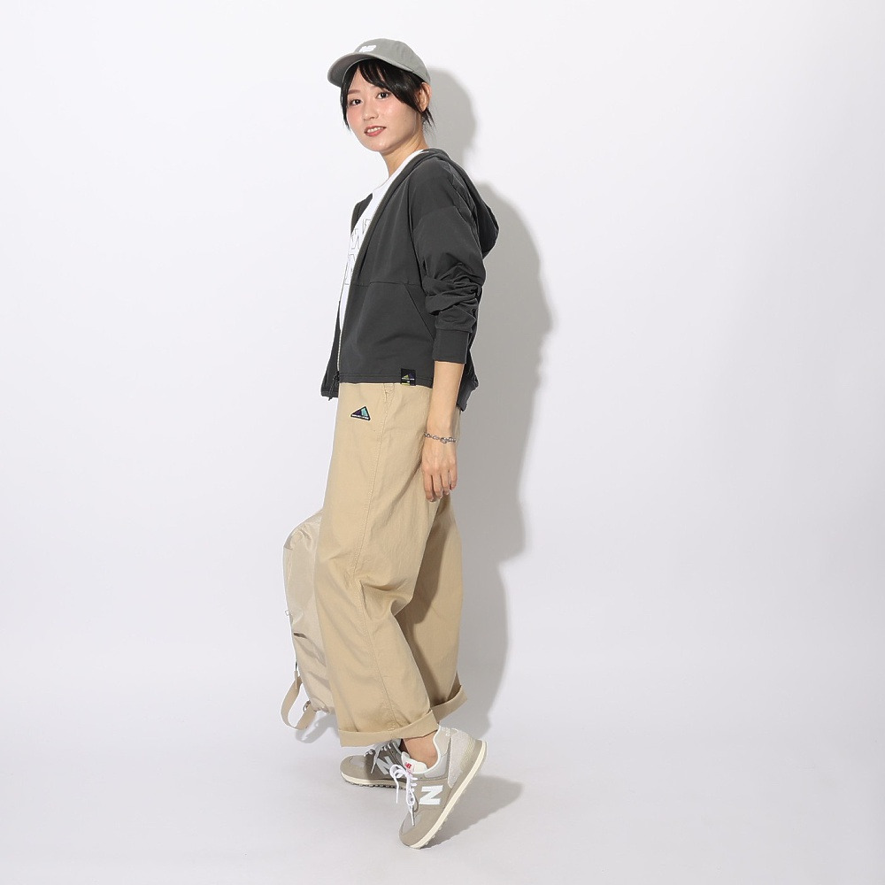 ニューバランス（new balance）（レディース）パーカー 長袖 ラッシュガード MT1996 AWJ35022PHM ブラック 速乾 UVカット 日焼け防止