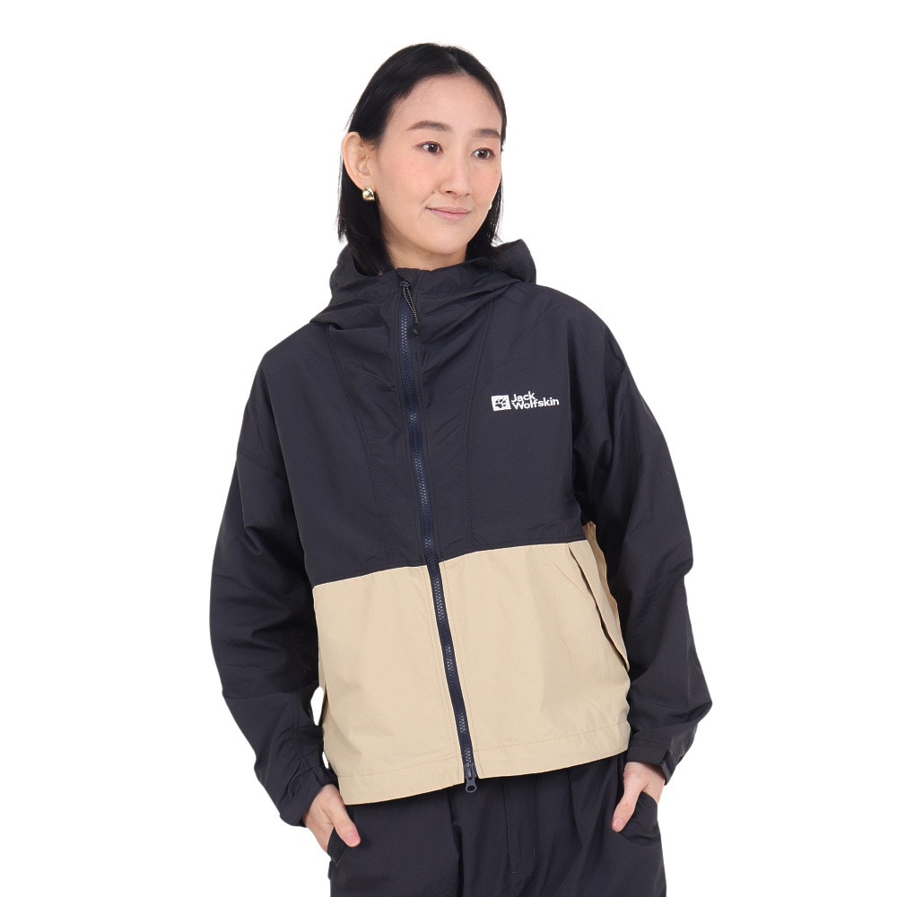 ジャックウルフスキン（JackWolfskin）（レディース）アウター ジャケット CLASSIC VERSA ジャケット 5033901-6350 ブラック