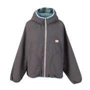 チャコールグレー