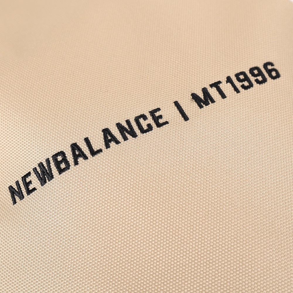 ニューバランス（new balance）（メンズ、レディース）ショルダーバッグ MT1996 ショルダートップロールバッグ LAB35656INC ベージュ 13L