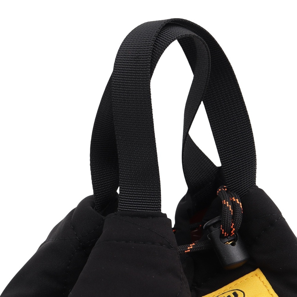 キウ（Kiu）（メンズ、レディース）パデッドポケットフルミニショルダーバッグ K384-900