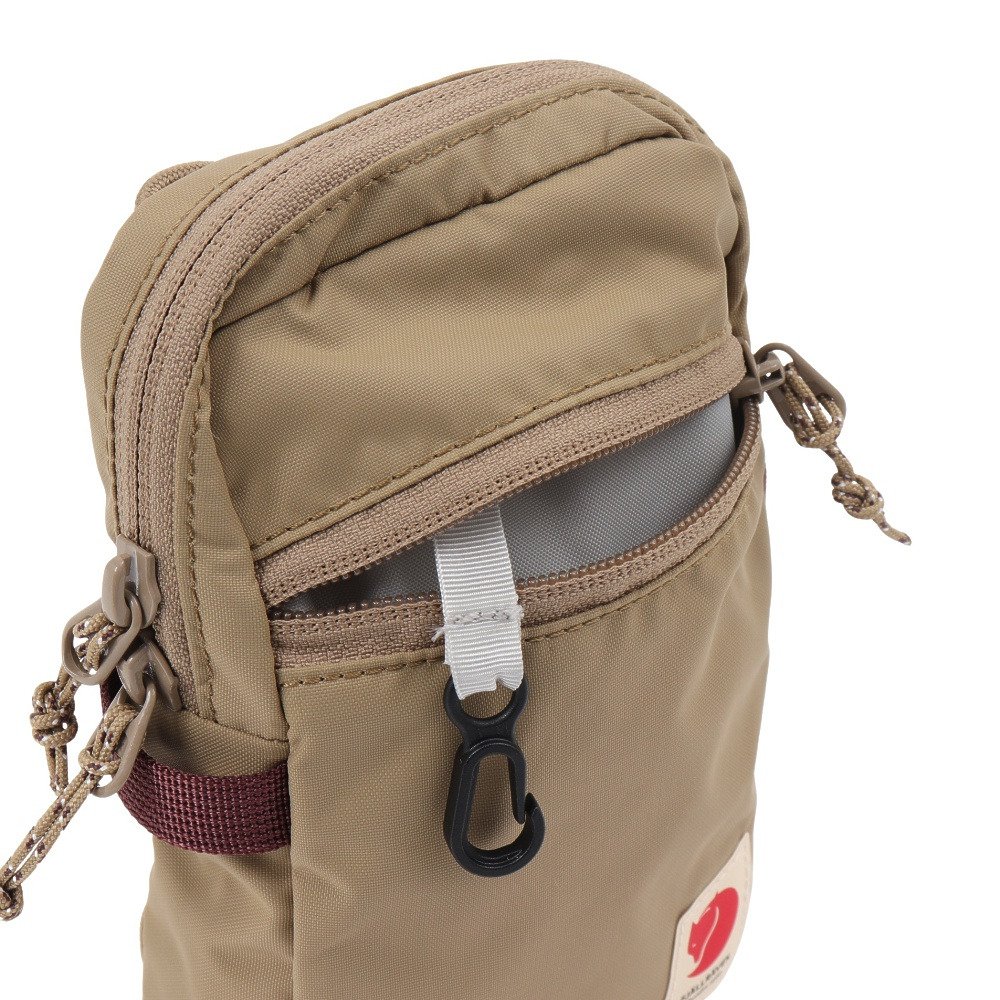 フェイルラーベン（FJALLRAVEN）（メンズ、レディース）HighCoastPocket ショルダーバッグ 23226-221
