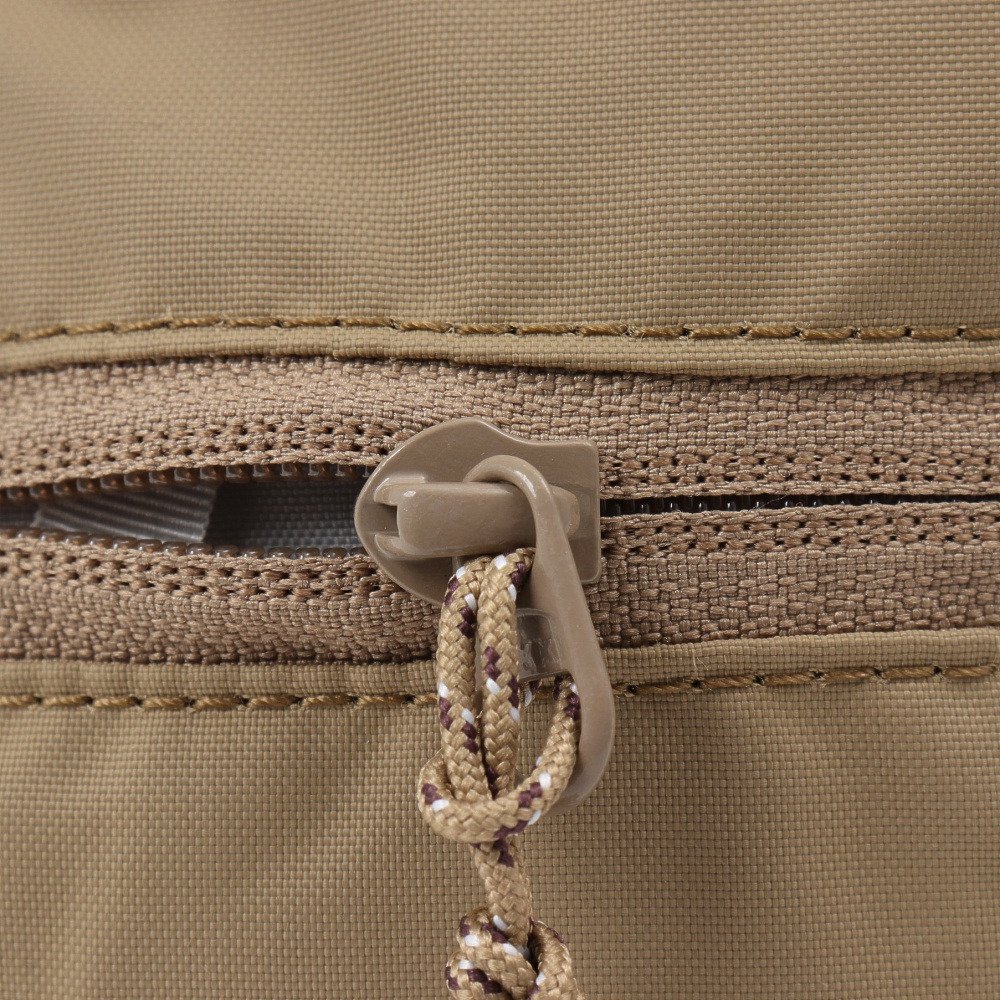 フェイルラーベン（FJALLRAVEN）（メンズ、レディース）HighCoastPocket ショルダーバッグ 23226-221