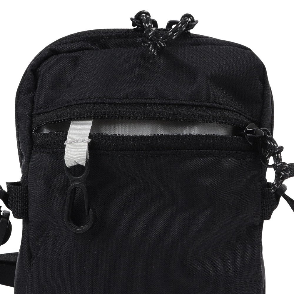 フェイルラーベン（FJALLRAVEN）（メンズ、レディース）バッグ High Coast Pocket BLK 23226-550