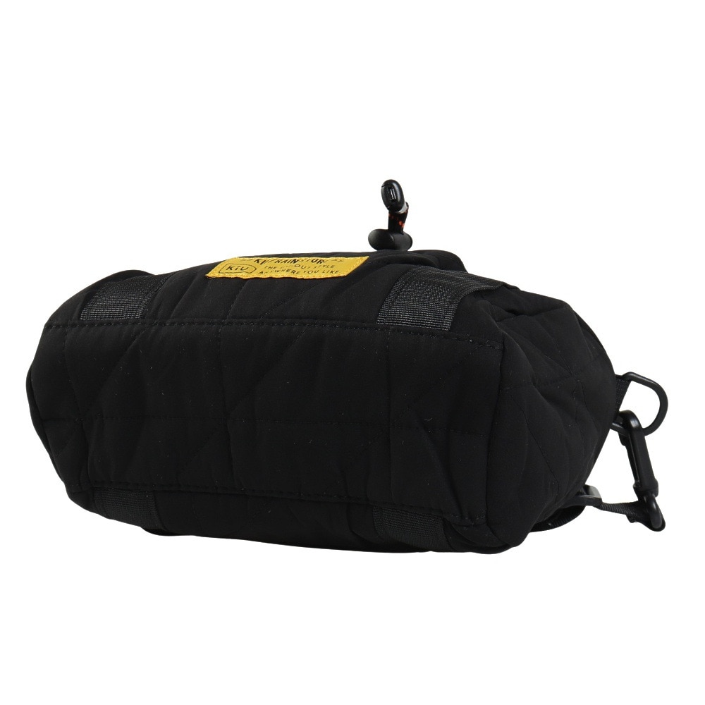 キウ（Kiu）（メンズ、レディース）スクエアパデッドミニボストンバッグ K476-900