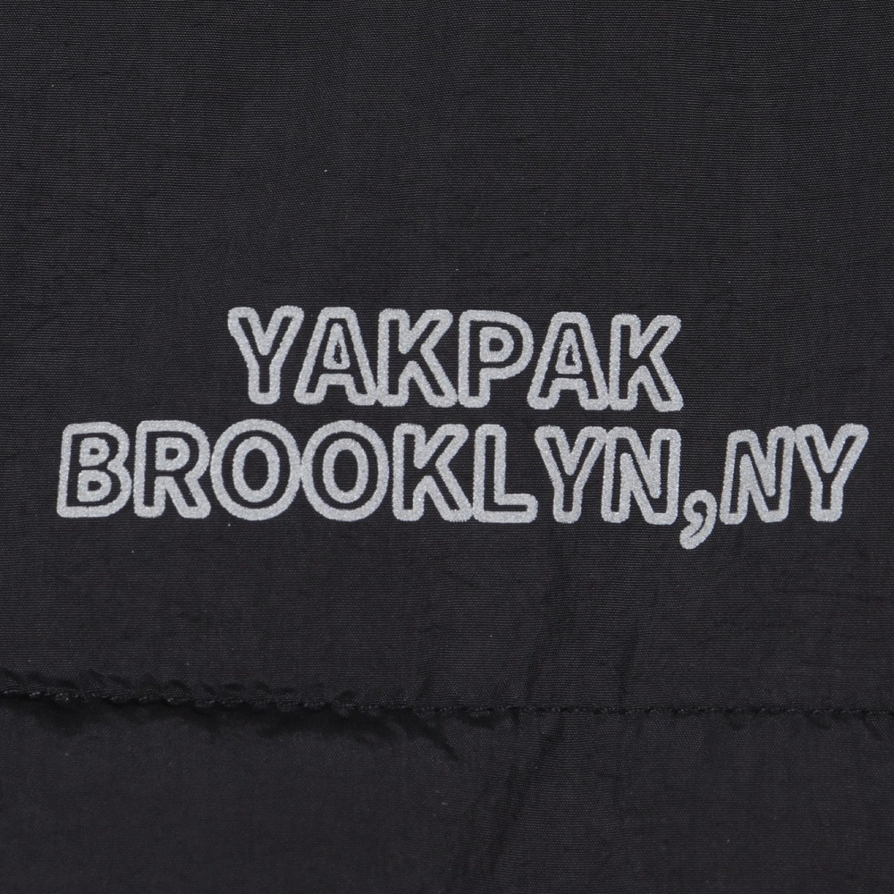 ヤックパック（YAK PAK）（メンズ、レディース）ナイロン パフジャケット 4910001-01 BLK