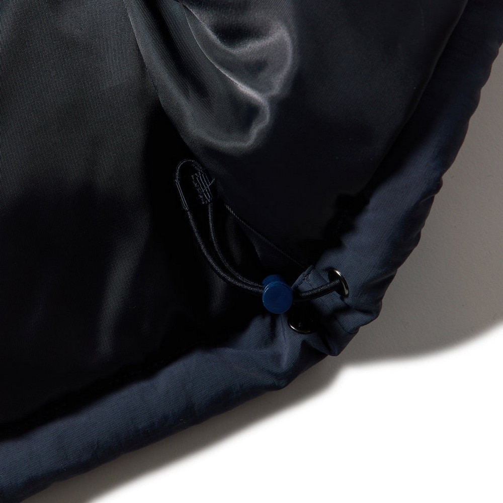 ニューエラ（NEW ERA）（メンズ、レディース）ダウンベスト