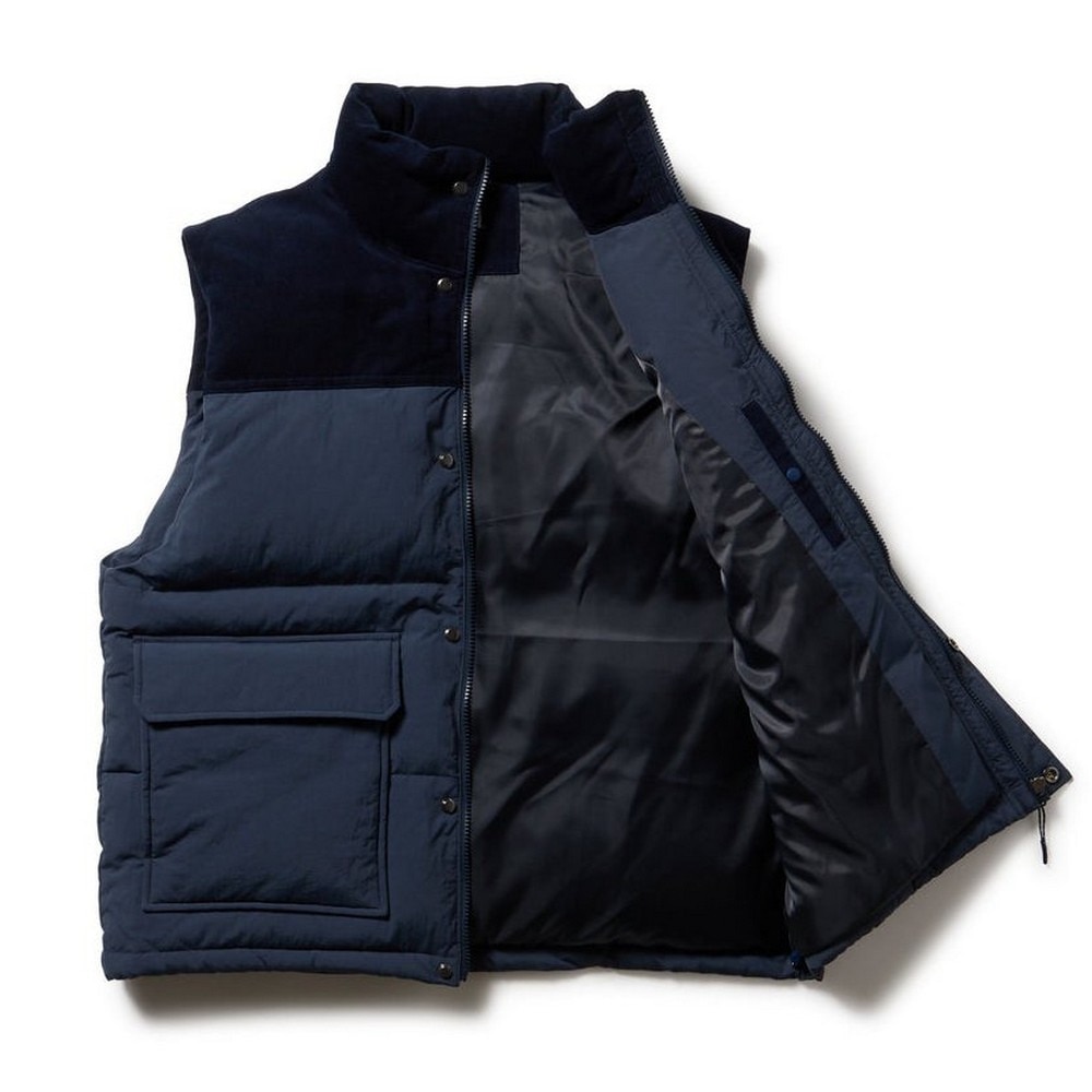 ニューエラ（NEW ERA）（メンズ、レディース）ダウンベスト