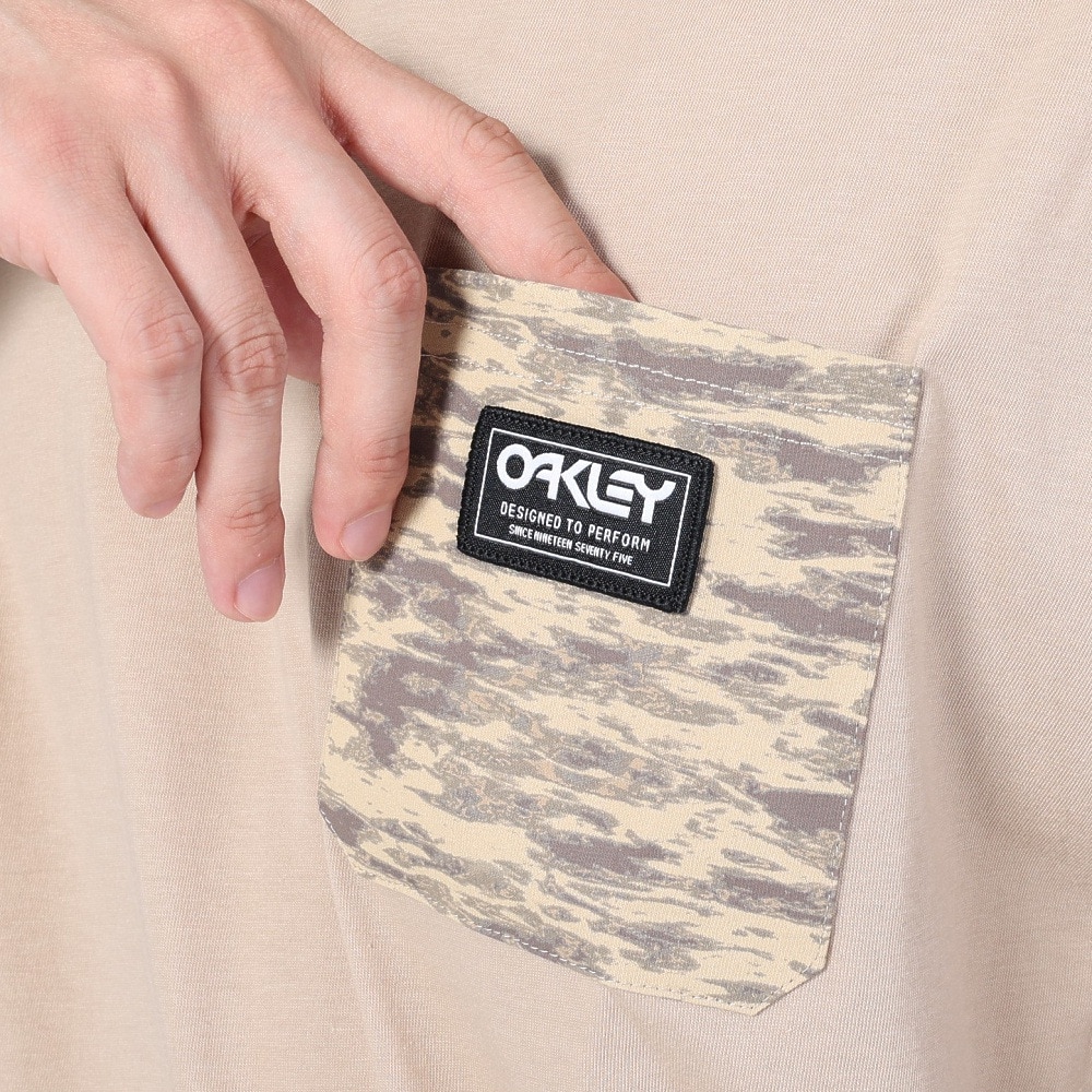 オークリー（OAKLEY）（メンズ）半袖Tシャツ メンズ Classic B1B Pocket  FOA403729-31R
