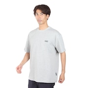 (メンズ)半袖Tシャツ メンズ マイクロロゴTシャツ 22SSD2-08104-027-GY