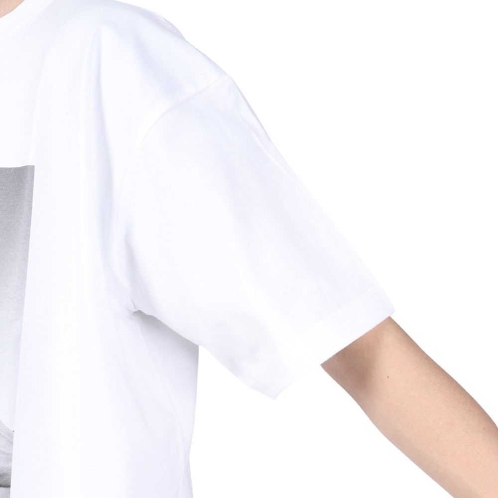 1993 デザイン ワールド ヒップ ホップ（1993 DESIGNED WORLD HIP HOP）（メンズ）1993 WEST DOG 半袖Tシャツ 1993-23A074-White